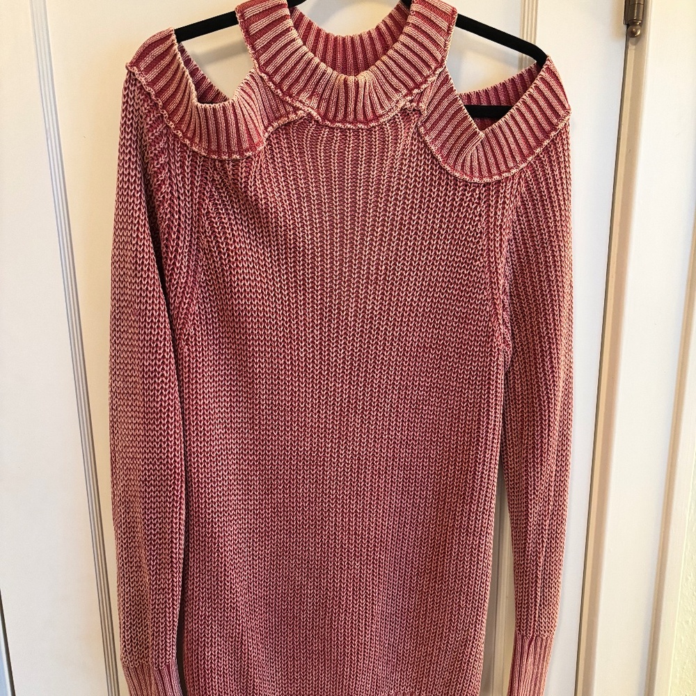 Free People Moonshine V-Neck Cold Shoulder Tunic Sweater